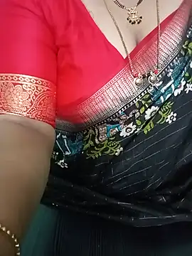 Snapshot of your-sameera chatting on 07.04.26 your-sameera online show from 07.04.26