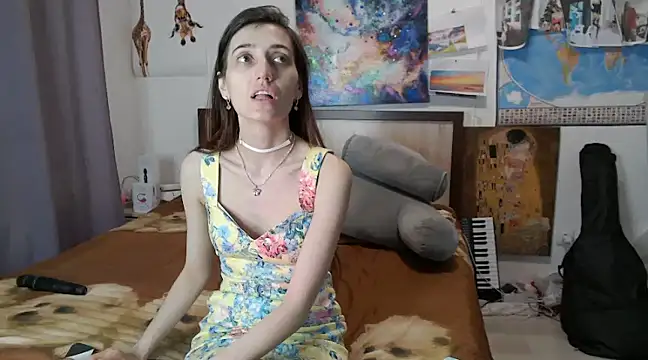 Snapshot of Iren chatting on 03.07.25 Iren online show from 03.07.25