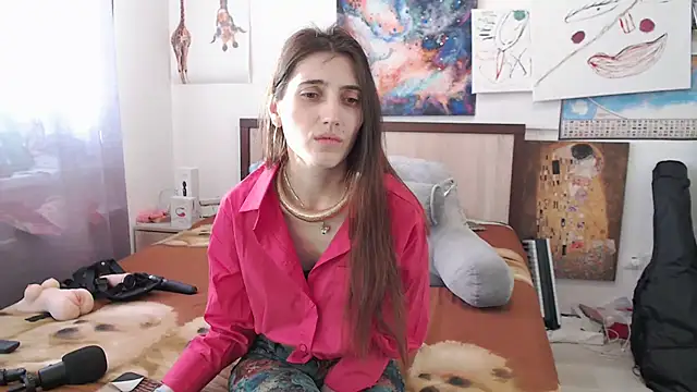 Snapshot of Iren chatting on 03.15.25 Iren online show from 03.15.25