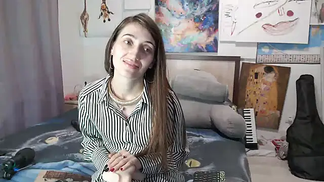 Snapshot of Iren chatting on 03.19.25 Iren online show from 03.19.25