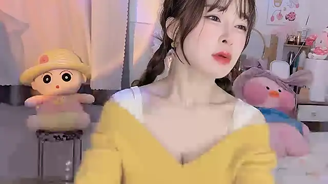 Carly 1 online show from 02.22.25