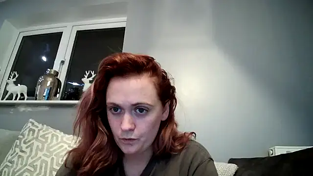 Snapshot of DynamicDuo_oxo chatting on 12.03.24 DynamicDuo oxo online show from 12.03.24