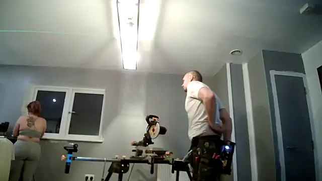 Snapshot of DynamicDuo_oxo chatting on 12.07.24 DynamicDuo oxo online show from 12.07.24