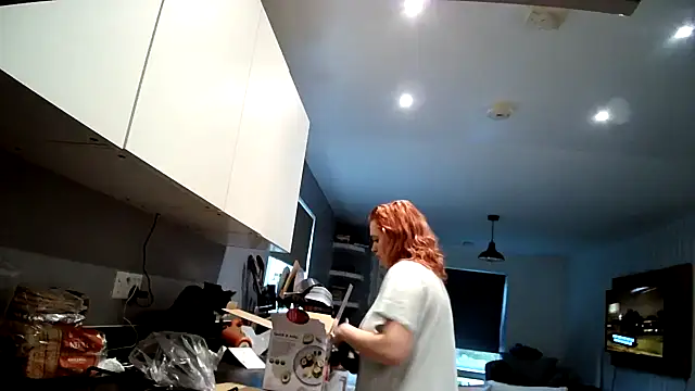 Snapshot of DynamicDuo_oxo chatting on 01.06.25 DynamicDuo oxo online show from 01.06.25