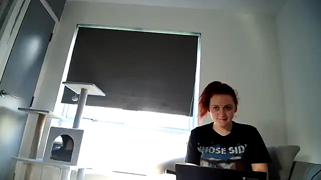 Snapshot of DynamicDuo_oxo chatting on 01.06.25 DynamicDuo oxo online show from 01.06.25