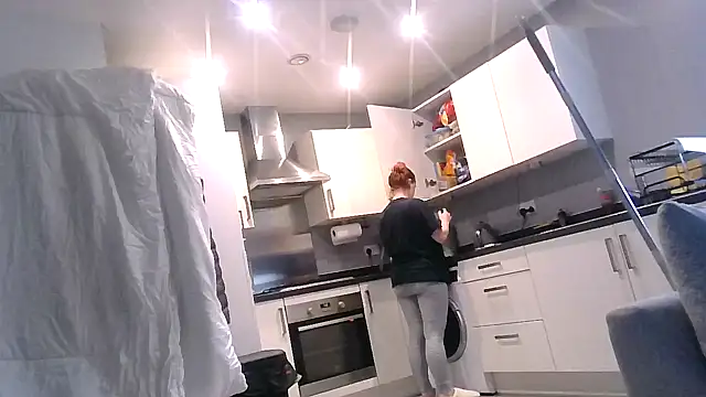 Snapshot of DynamicDuo_oxo chatting on 02.10.25 DynamicDuo oxo online show from 02.10.25