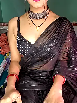 Snapshot of Diamond_queeen chatting on 01.18.25 Diamond queeen online show from 01.18.25