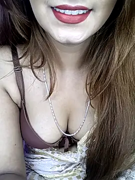 Snapshot of Diamond_queeen chatting on 10.09.25 Diamond queeen online show from 10.09.25