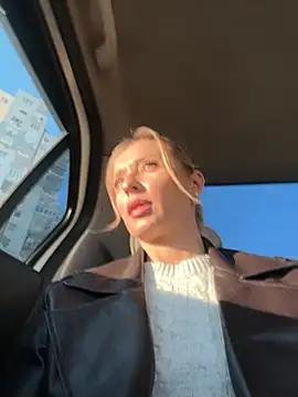 Snapshot of Diamond_Bunny_ chatting on 01.16.26 Diamond Bunny online show from 01.16.26