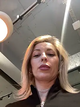 Snapshot of Diamond_Bunny_ chatting on 02.09.26 Diamond Bunny online show from 02.09.26