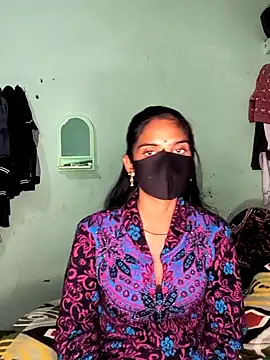 Snapshot of cute_simmy0 chatting on 01.03.25 cute simmy0 online show from 01.03.25