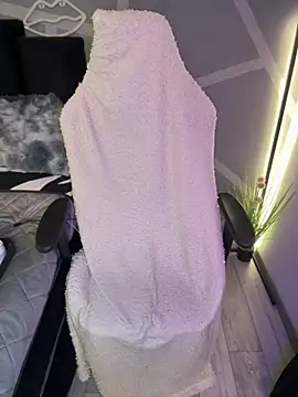 Snapshot of krysstal003 chatting on 01.26.25 krysstal003 online show from 01.26.25