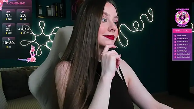 Snapshot of katie_taylorr chatting on 10.20.25 katie taylorr online show from 10.20.25