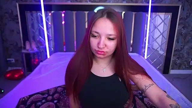 ElysLunar online show from 04.17.26