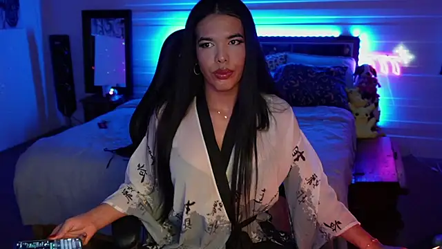 ElizaQueen777 online show from 01.24.25
