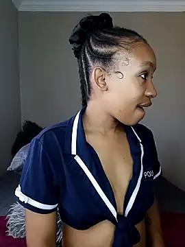 Snapshot of CocoSexyBabe chatting on 01.25.25 CocoSexyBabe online show from 01.25.25