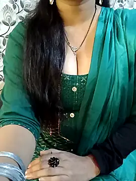 Snapshot of kindar-joy chatting on 01.07.25 kindar-joy online show from 01.07.25