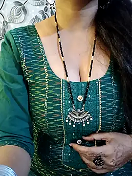 Snapshot of kindar-joy chatting on 03.20.25 kindar-joy online show from 03.20.25