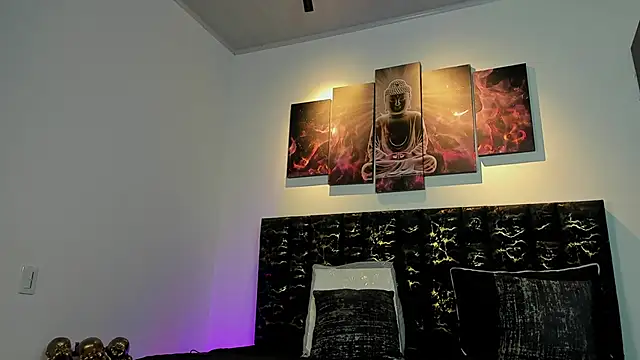 Snapshot of BastianFerrari chatting on 10.21.25 BastianFerrari online show from 10.21.25