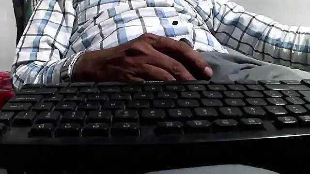 GO LALA online show from 01.13.25