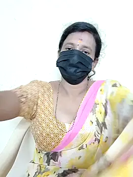 Snapshot of akshara_22 chatting on 12.12.24 akshara 22 online show from 12.12.24