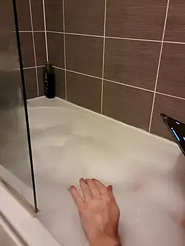 Snapshot of nataliecdlive chatting on 12.29.24 nataliecdlive online show from 12.29.24