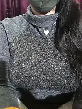 Anamika Kapoor online show from 02.02.25