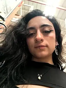 Lila Desiree online show from 04.03.26