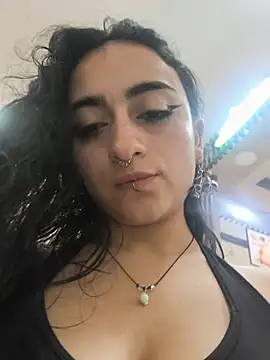 Snapshot of Lila_Desiree chatting on 05.18.26 Lila Desiree online show from 05.18.26