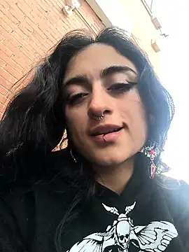 Snapshot of Lila_Desiree chatting on 06.12.26 Lila Desiree online show from 06.12.26