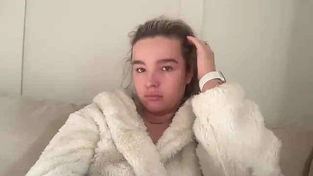 maisiesmithx online show from 11.17.25