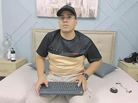 Vale n Matt online show from 09.21.25