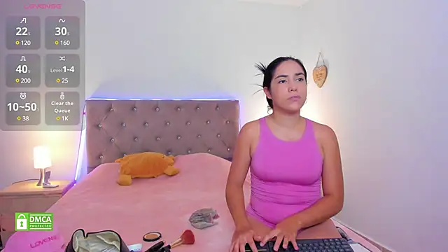 Scarlett 00  online show from 01.10.25