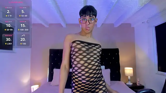 Snapshot of Dark_hairy_ chatting on 09.13.25 Dark hairy  online show from 09.13.25