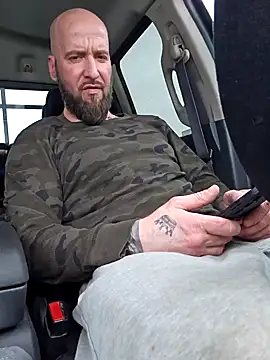 Beardedtattood online show from 02.09.25