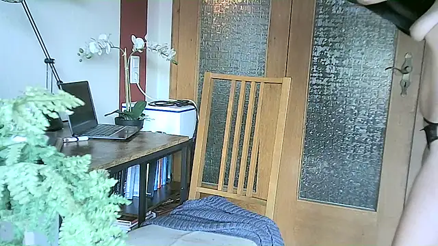 Snapshot of yola181 chatting on 03.10.25 yola181 online show from 03.10.25