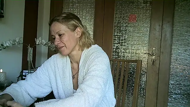 Snapshot of yola181 chatting on 03.12.25 yola181 online show from 03.12.25