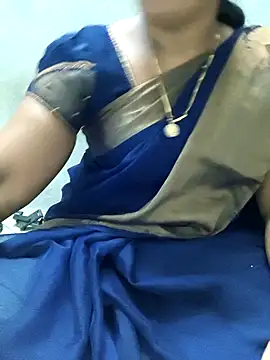 Snapshot of MaaliiiPonuTamil chatting on 06.08.26 MaaliiiPonuTamil online show from 06.08.26