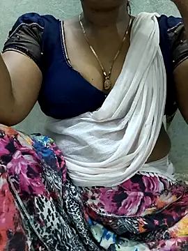 Snapshot of MaaliiiPonuTamil chatting on 06.23.26 MaaliiiPonuTamil online show from 06.23.26