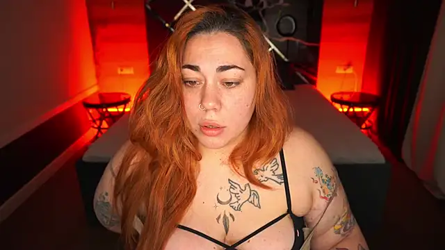 Kittywakee online show from 11.19.25