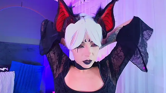 Snapshot of Aylen_darkmoor chatting on 04.24.26 Aylen darkmoor online show from 04.24.26