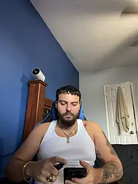 Snapshot of MasterKvn chatting on 01.14.25 MasterKvn online show from 01.14.25