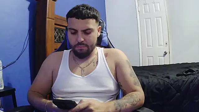 Snapshot of MasterKvn chatting on 02.04.25 MasterKvn online show from 02.04.25