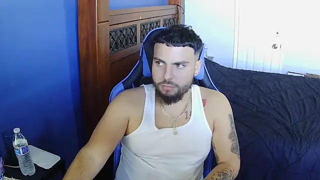 Snapshot of MasterKvn chatting on 02.27.25 MasterKvn online show from 02.27.25