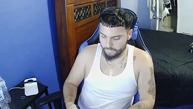 Snapshot of MasterKvn chatting on 03.14.25 MasterKvn online show from 03.14.25