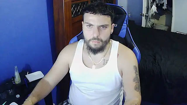 Snapshot of MasterKvn chatting on 03.18.25 MasterKvn online show from 03.18.25