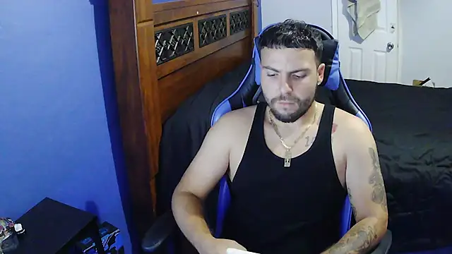 Snapshot of MasterKvn chatting on 10.30.25 MasterKvn online show from 10.30.25