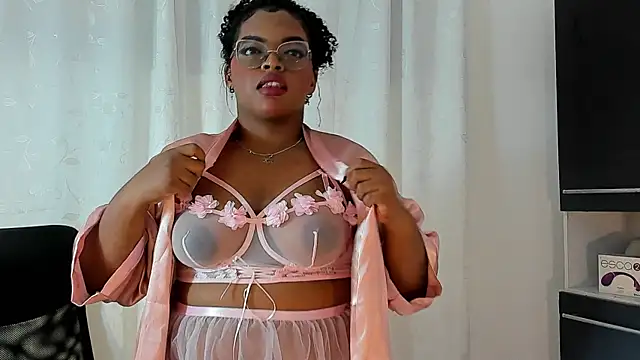 conielaurenth online show from 12.03.25