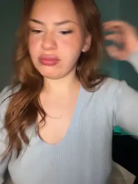 AgnesCampp online show from 09.15.25