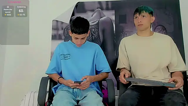 migueyalejo teens online show from 01.04.25